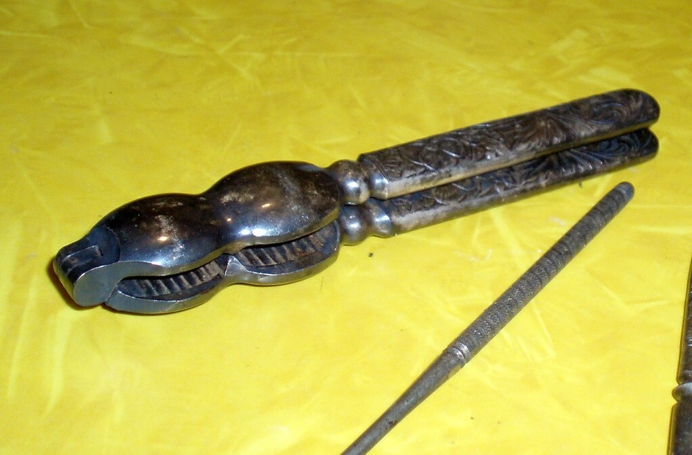 ANTIQUE VICTORIAN ROGER BROS SILVER PLATE NUTCRACKER PICK SET NUT CRACKERS