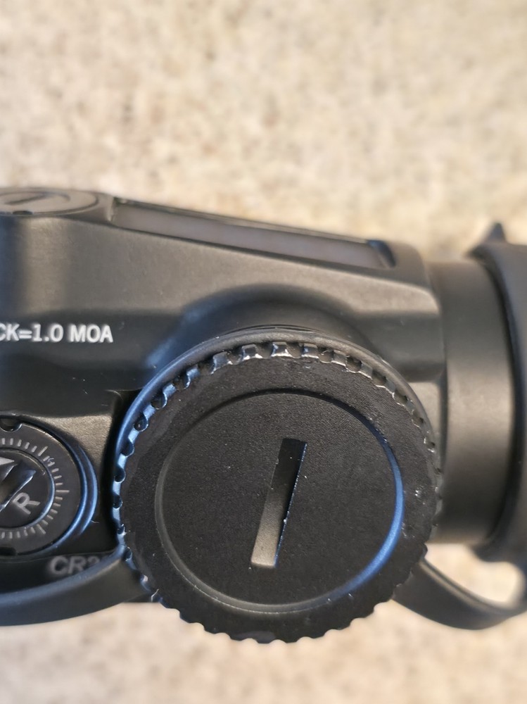 Vortex SPARC Solar Red Dot 2 MOA w/ Original Box Packaging Low Co & 1/3 Mounts