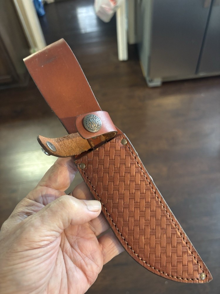 Case XX fixed blade knife