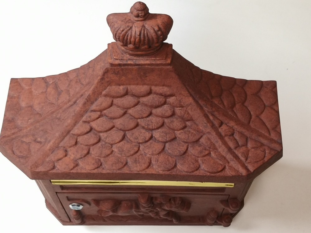 Victorian Wallmount Locking Mailbox