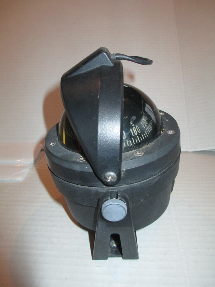 Ritchie B-81 Marine Boat Compass with Mounting Bracket C19
