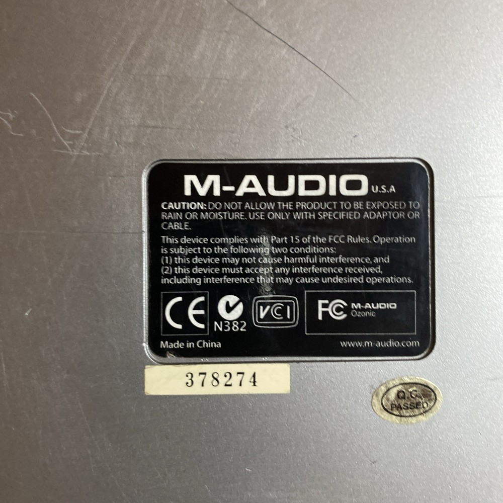 M-Audio Ozonic MIDI Controller Keyboard knob box computer VINTAGE SYNTH AS-IS
