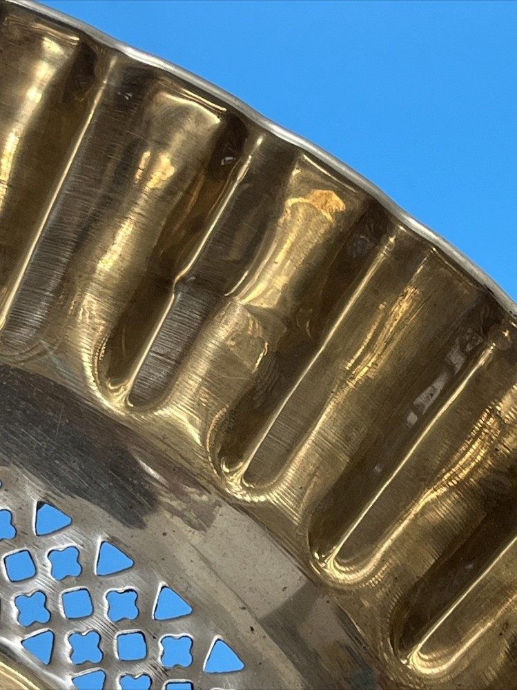 Brass Basket W/Handle Pedestal Reticulated 7” Diameter X 4.5” Solid Brass