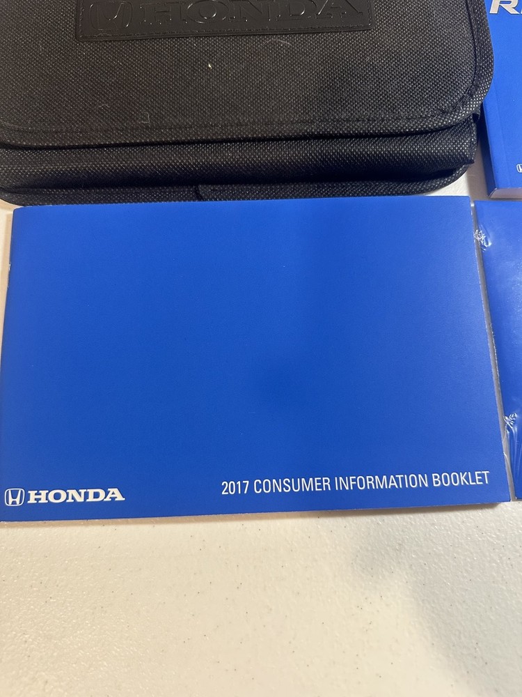 2017 Ridgeline Owner's Guide CD Booklet Honda 2017