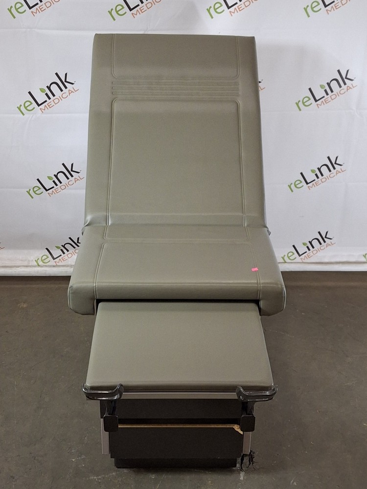 Ritter 104 Exam Table