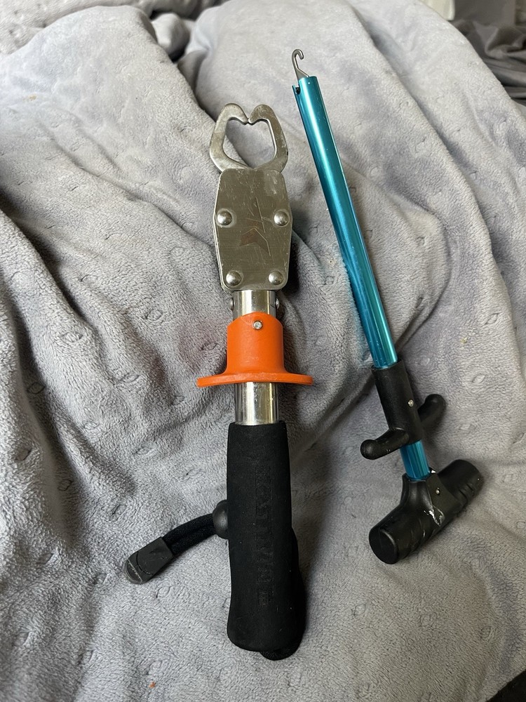 Fishing Hook Remover Tool Silver Black Orange Handle Handheld Hook Removal