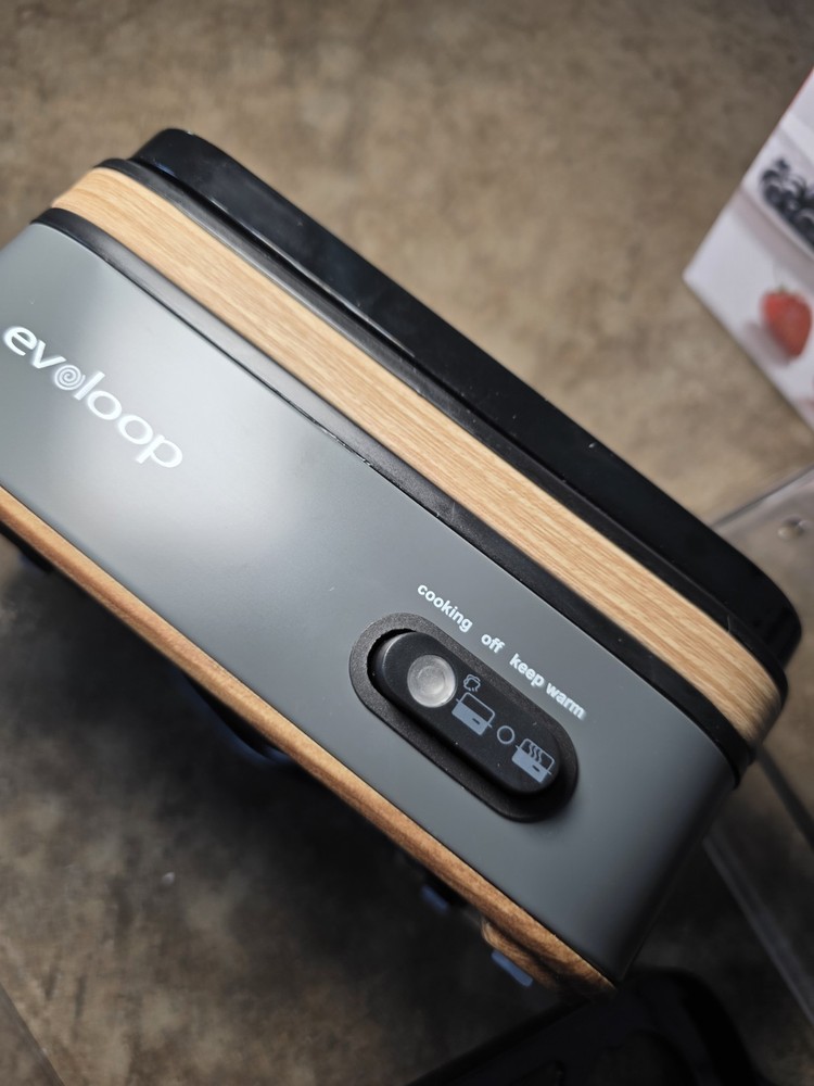 evloop 12 Egg Electric Cooker with Auto Shut-off and Keep Warm Feature