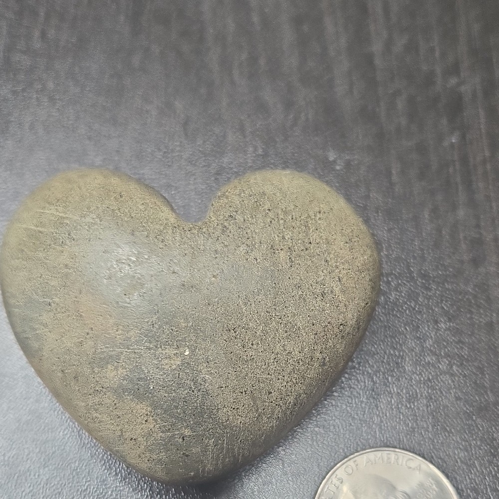 Heart-Shaped Stone Decorator Piece, 2.65 oz