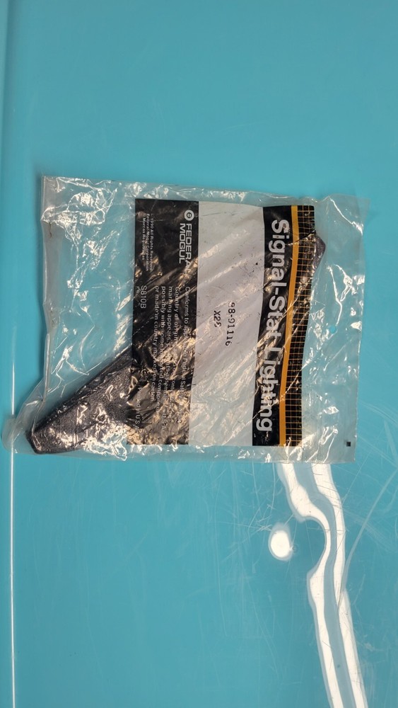 Signal Stat Dual Comm Lightbar Plastic Endcaps New