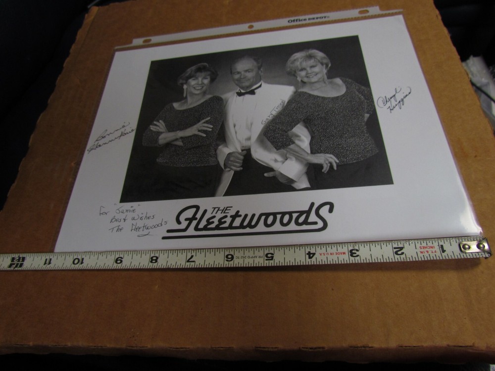 The Fleetwoods autographed Photo