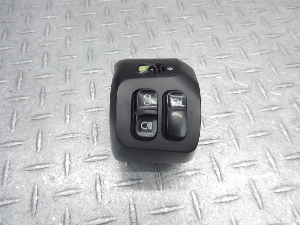2018 18-23 Indian Springfield Dark Horse Left Switch Handlebar Control Light