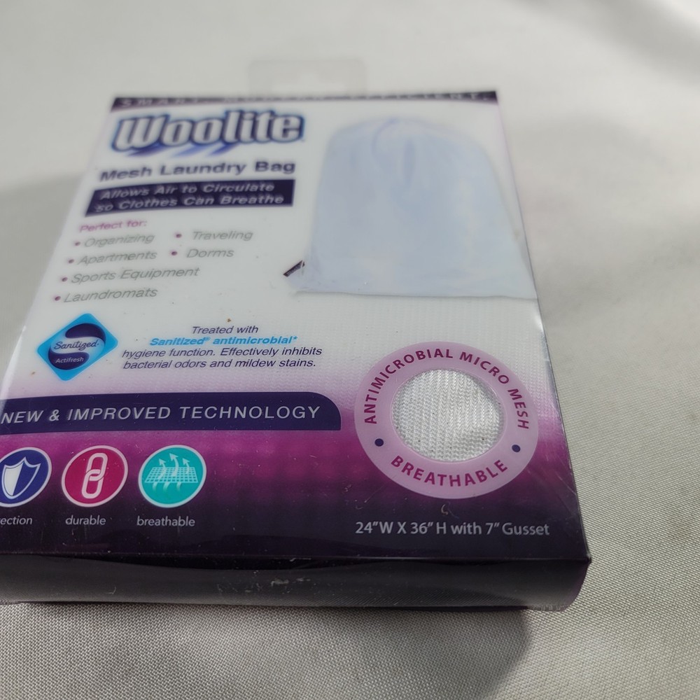 Woolite Sanitized Mesh Laundry Bag (W-82474)