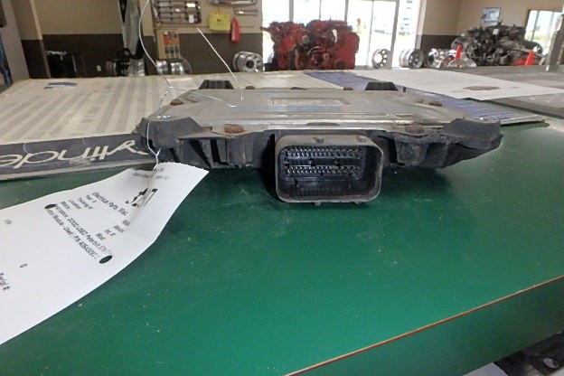 PETERBILT 579 A054G093 DPF Module