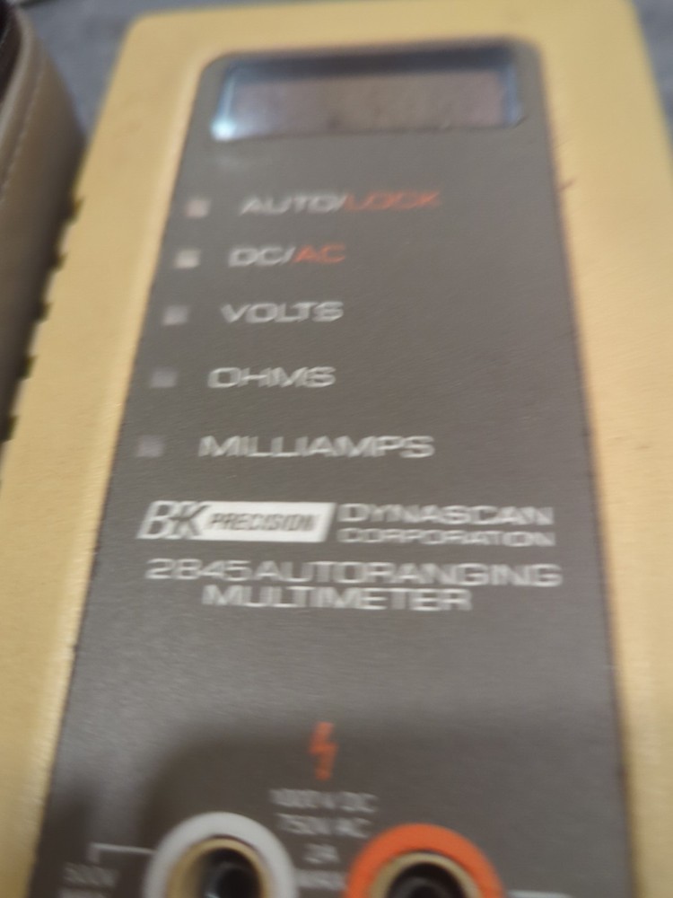 FLUKE TRUE RMS MULTIMTER 2845 Auto Ranging Multimeter A20