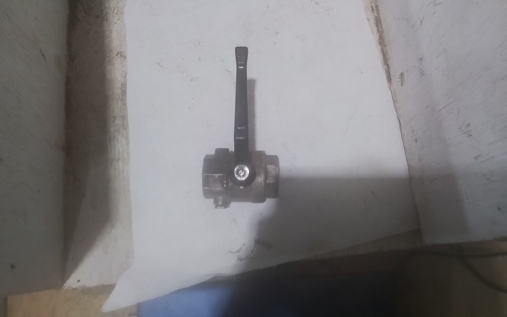 COMBU 1-1/2'' 600 CWP (I11B)