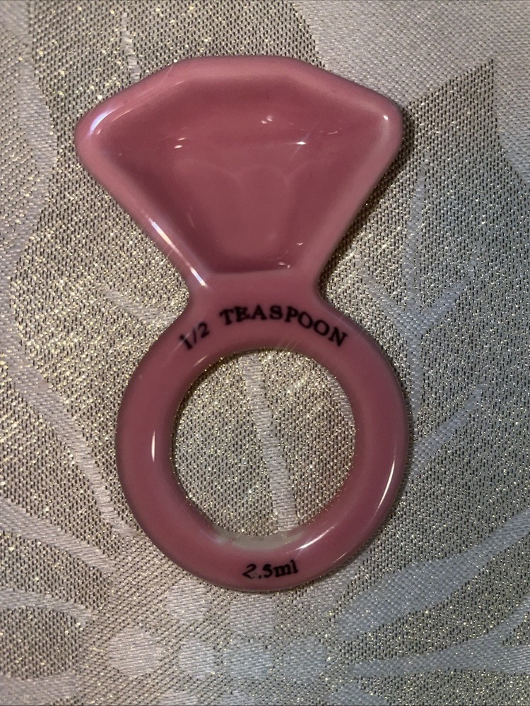 FRANCESCA'S Gem 4 Measuring Spoon Set Ceramic Engagement Ring Pastel Colors