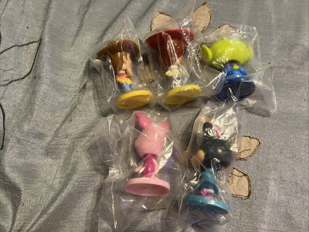 Kellogg’s Disney Bobble Heads (lot of5 !!
