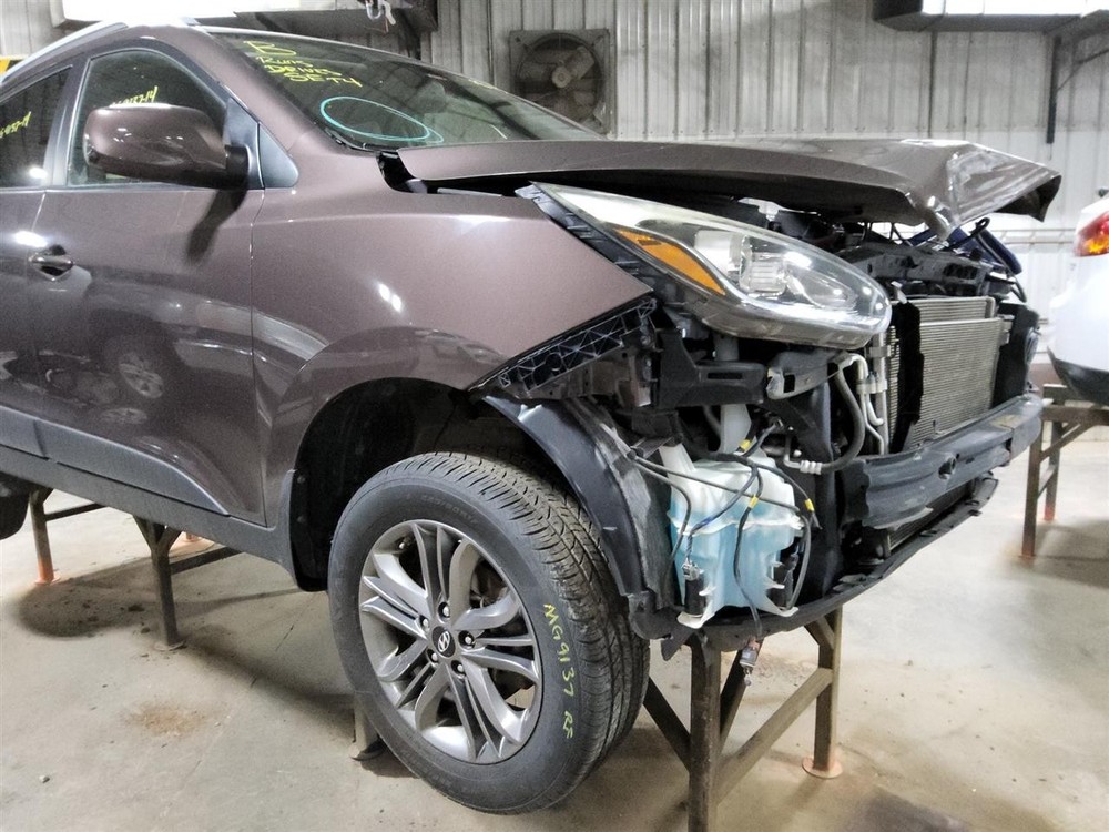 Used Front Frame Crossmember fits: 2014 Hyundai Tucson Front 2.4 Front Grade A