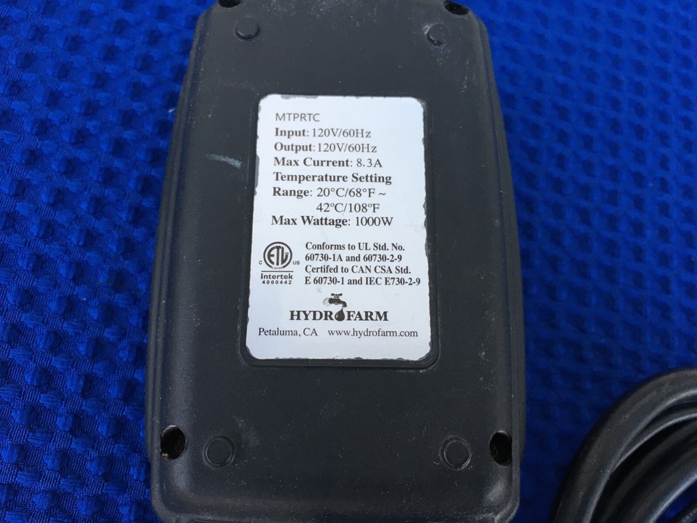 Hydrofarm 9 x 18 Heat Mat With Temperature Sensor / Controller Tested Working