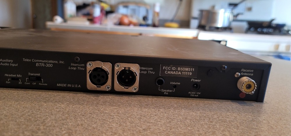 Telex RadioCom BTR-300 VHF Fixed-Crystal Wireless Com 712A