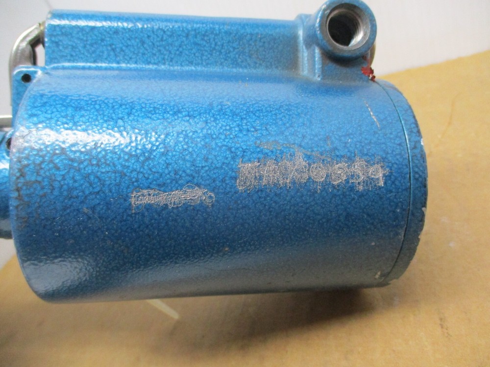 CENTRAL PNEUMATIC 167 AIR HYDRAULIC RIVETER