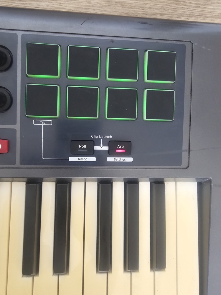 Novation Impulse 49 USB MIDI Controller – 49 Keys with Pads (Used)