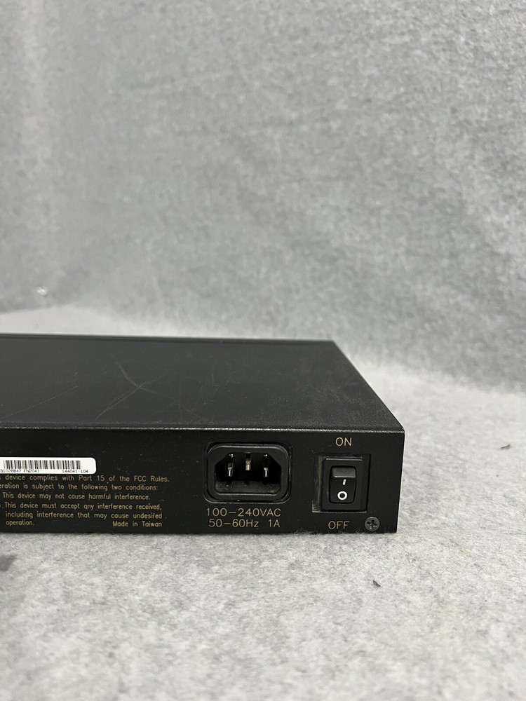 Accton EtherHub-16s EN2041 Network Hub