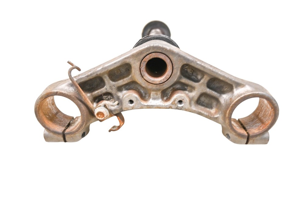 90 Suzuki VX800 Lower Triple Tree Clamp