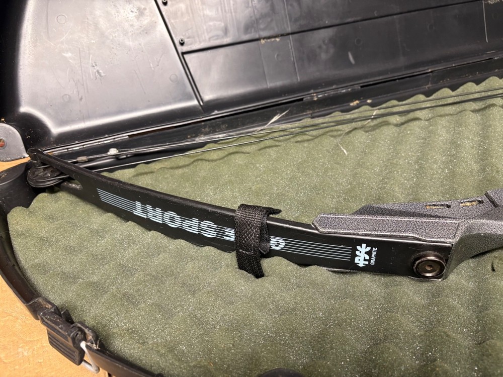 PSE Game Sport Strato-Flite Graphite Compound Archery Bow & Carry Case FREE SHIP