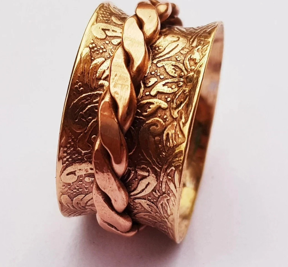 Solid Pure Copper Minimalist Healing Ring, Handmade, Unisex Concave Spinner Ring