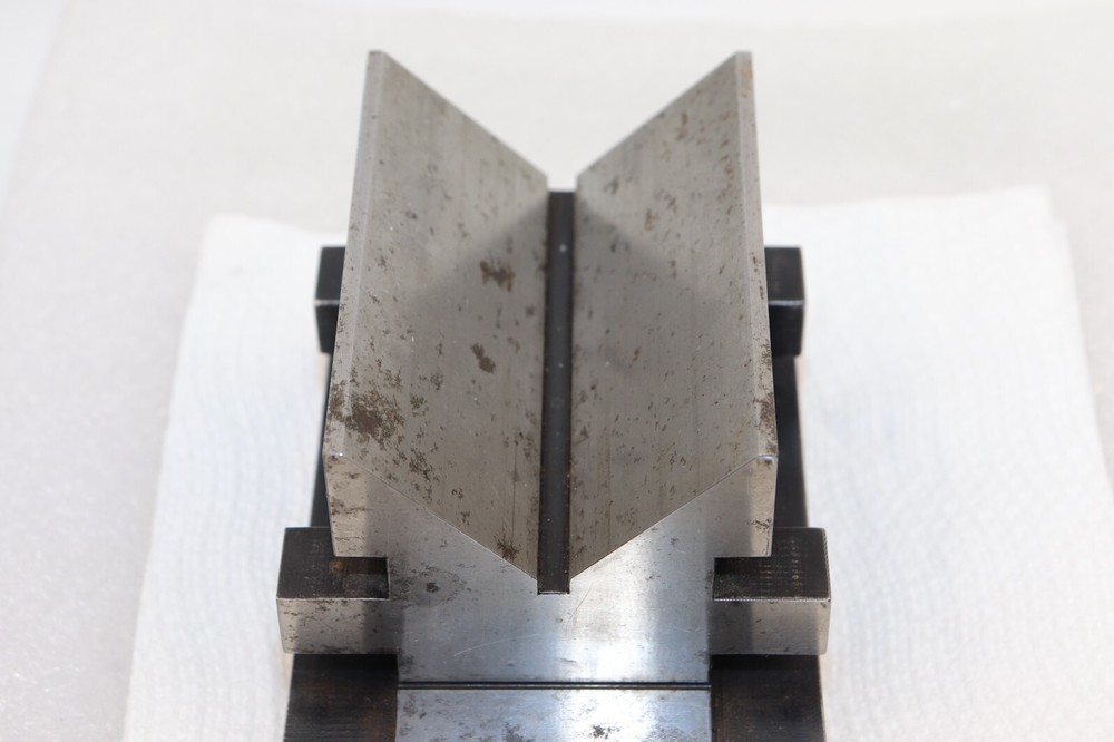MACHINIST LATHE MILL Tool Maker Fishtail V Block