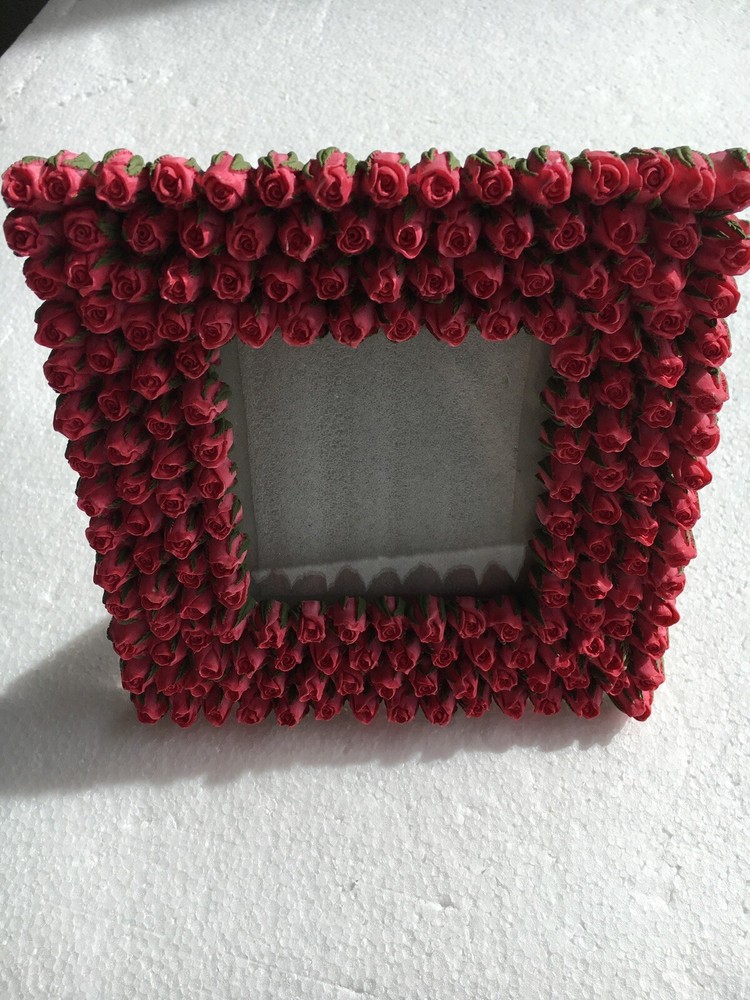 Tiny Pink Roses Resin Photo Frame