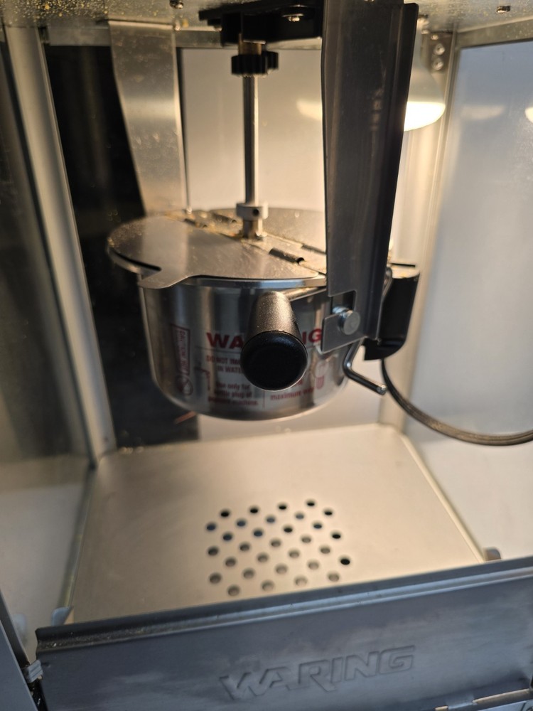 Waring Pro WPM55BKSA Professional Popcorn Maker