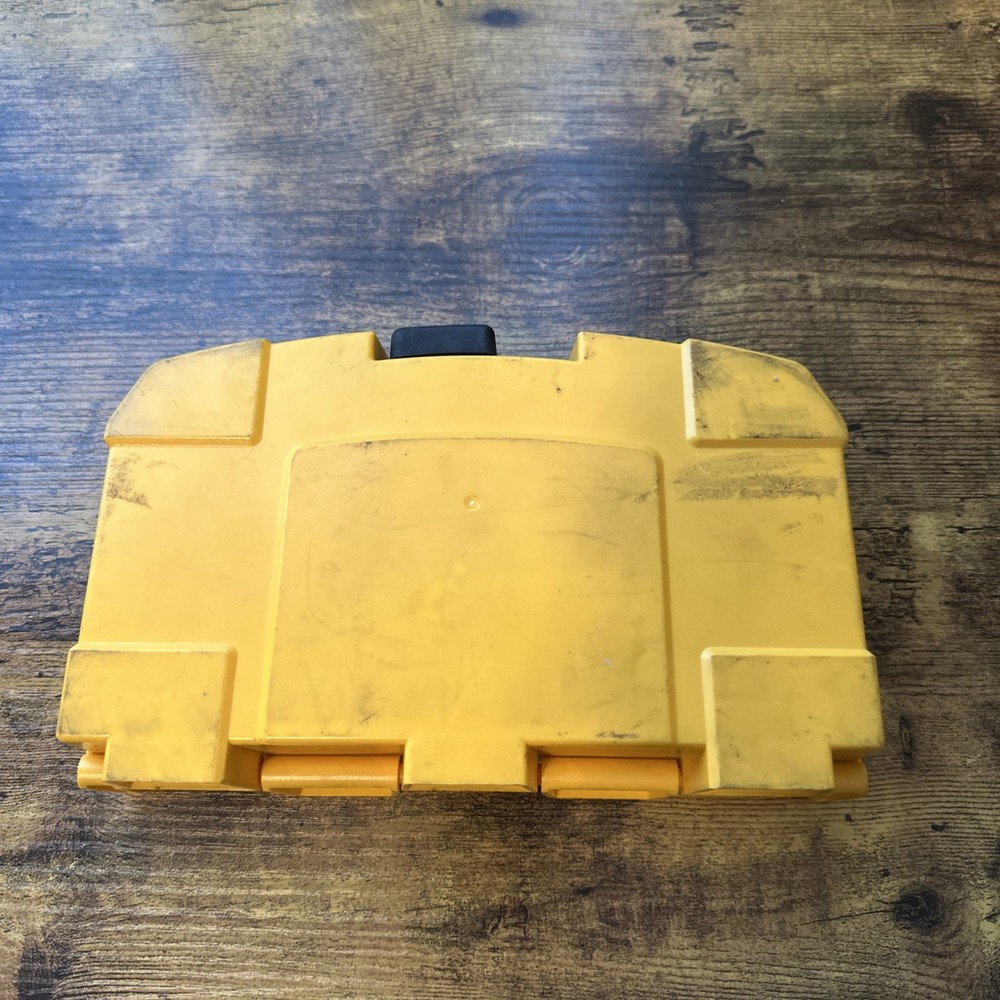 Dewalt Screwdriver Bit Case w/ Misc Screwdriver Bits