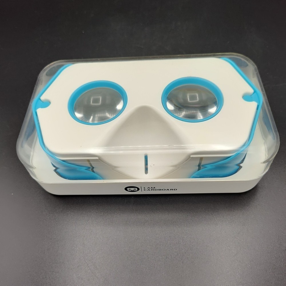Google I AM Cardboard Virtual Reality Blue and White Plastic Kit Android iPhone