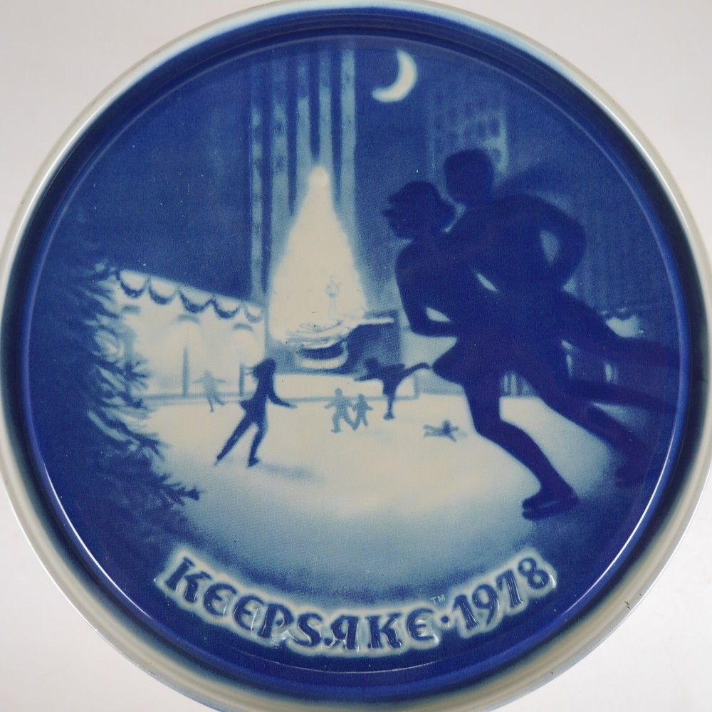 Keepsake 1978 Cake Master Christmas Tin Limited Edition Vintage Ice Skating