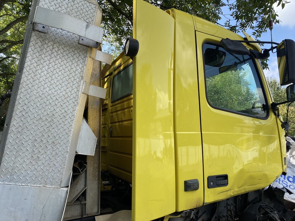 2017 Volvo VNL Gen 2 Cab (603-10991)
