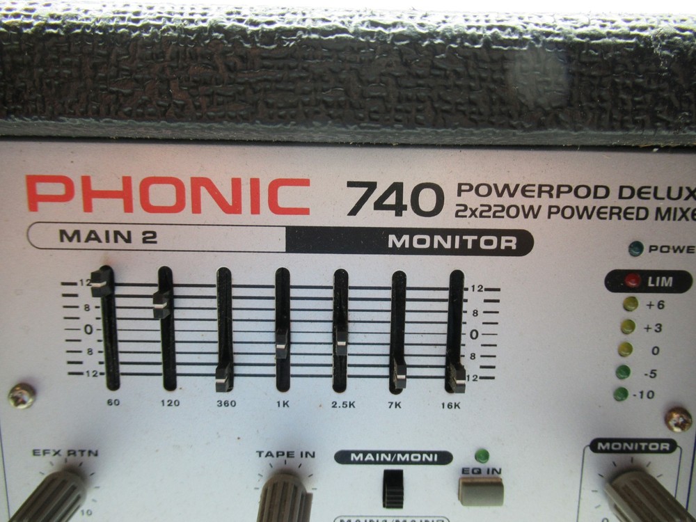 Phonic 740 plus powerpod Mixer