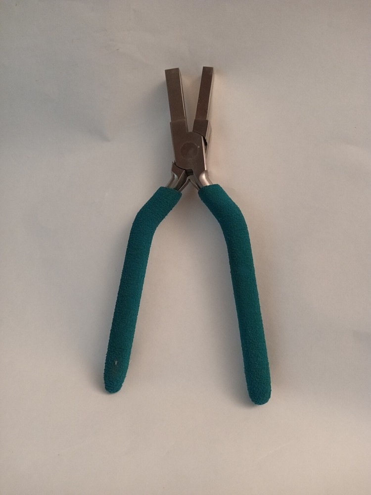 Wubbers Square Pliers