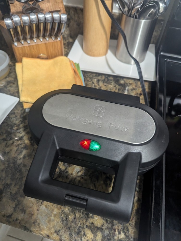 Wolfgang Puck BPM00020 Pie Maker