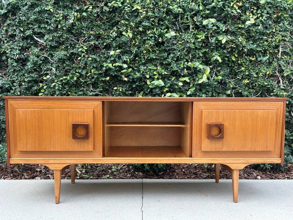 Mid Century Modern Teak Credenza/Sideboard