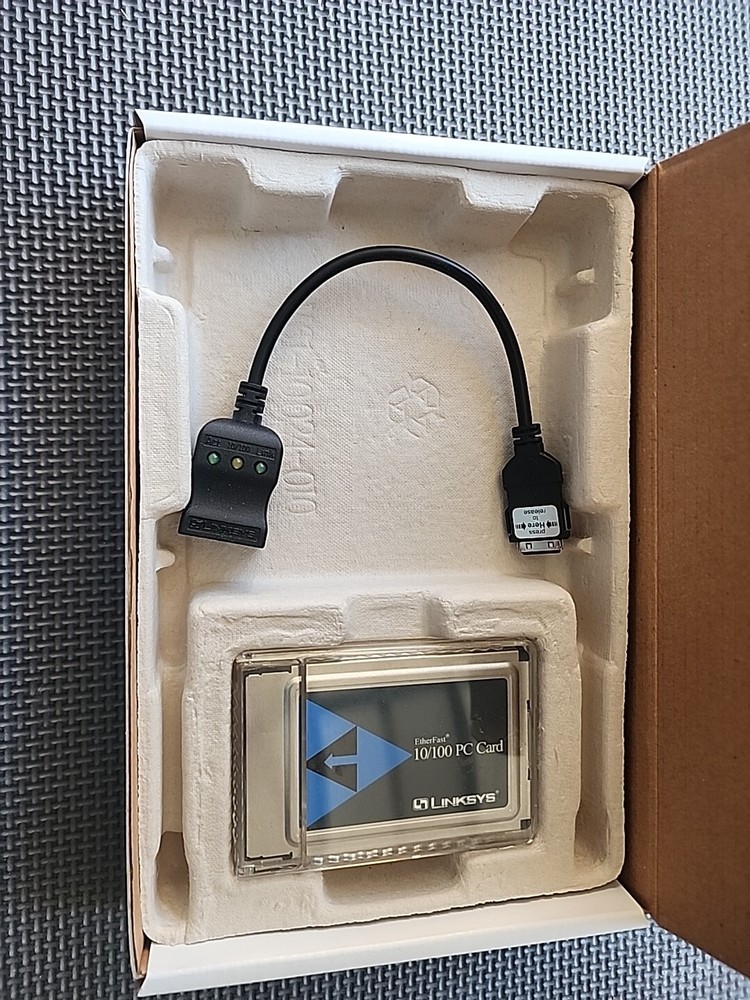LINKSYS PCMPC100 ETHERFAST 10/100 PC CARD