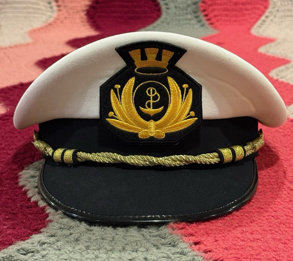 MSC Sinfonia Casquette du commandant de bord dédicacée - 2014 Captains Cap