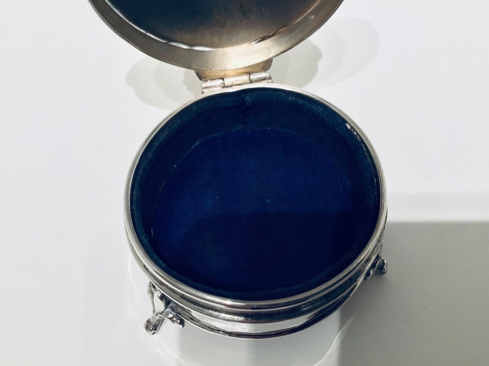 Nice Solid Sterling Silver Footed Jewellery Trinket Box 1922