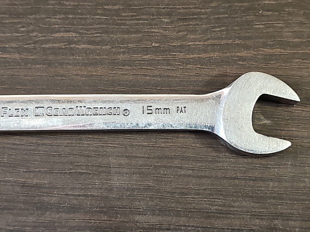 GearWrench 15mm -Code D- Flex Head 12 Point Ratcheting Combination Wrench
