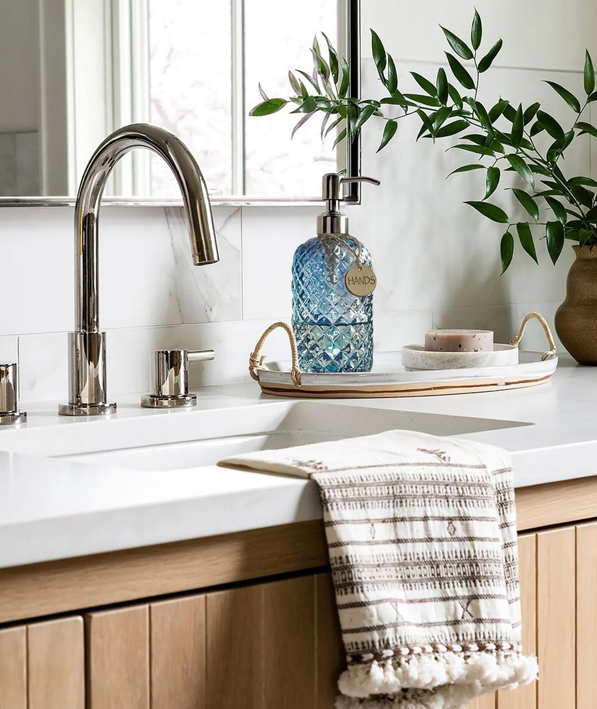 18Oz Gem Patterned Glass Soap Dispenser for Kitchen and Bathroom, Refillable ...