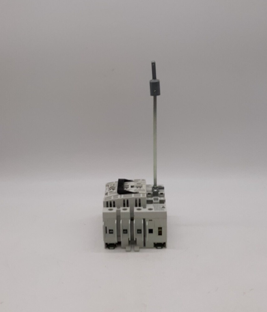 Bussmann RDF30CC-3 Fused Disconnect Switch - Missing handle