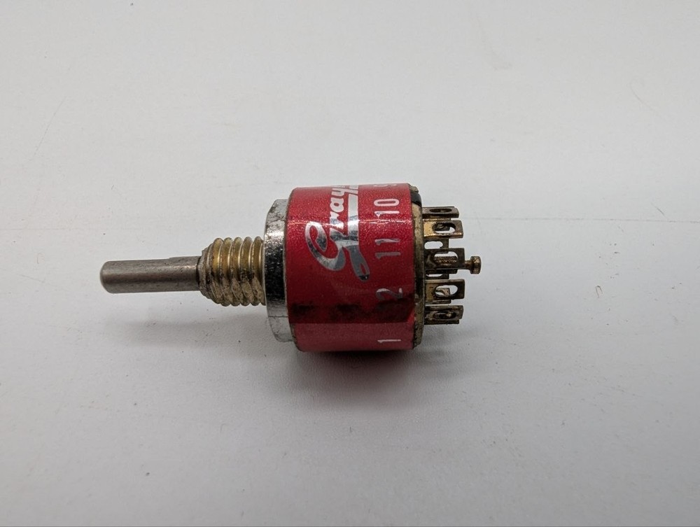 Lot 26 Grayhill Rotary Switch Multi Position Panel Mount Solder Pulls - RD86