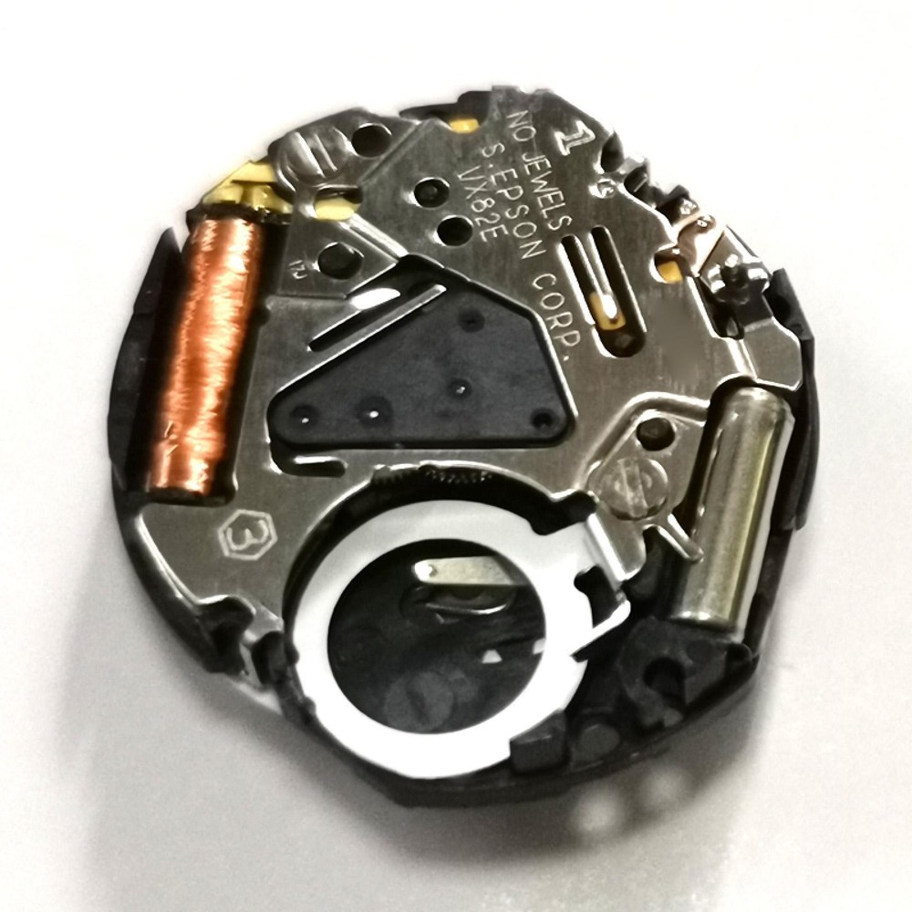 3-Hands Quartz Watch Movement Date at 3 For Japan VX82 VX82E Replace Part