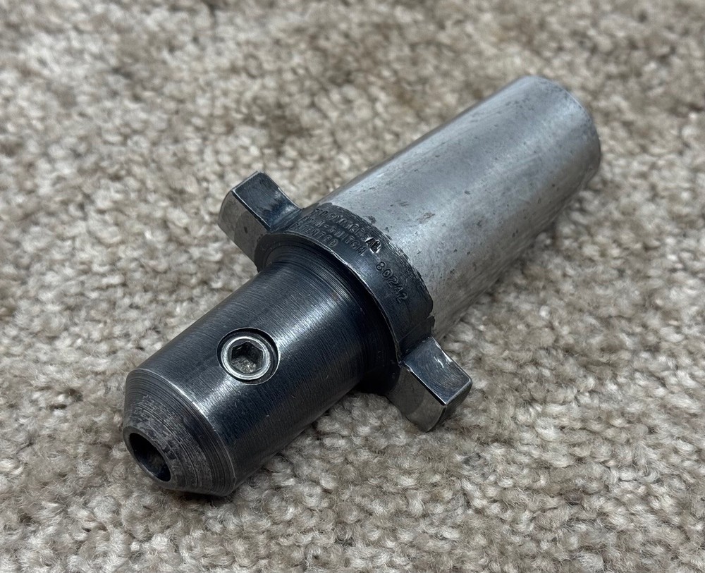 UNIVERSAL ENGINEERING KWIK-SWITCH 200 END MILL HOLDER - 3/8"